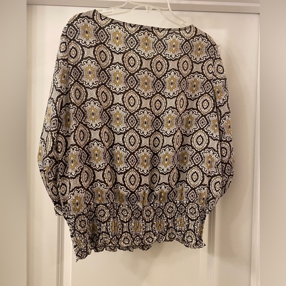 Michael Kors Large Brown Patterned Blouse with Buckle Sleeves - Picture 6 of 8